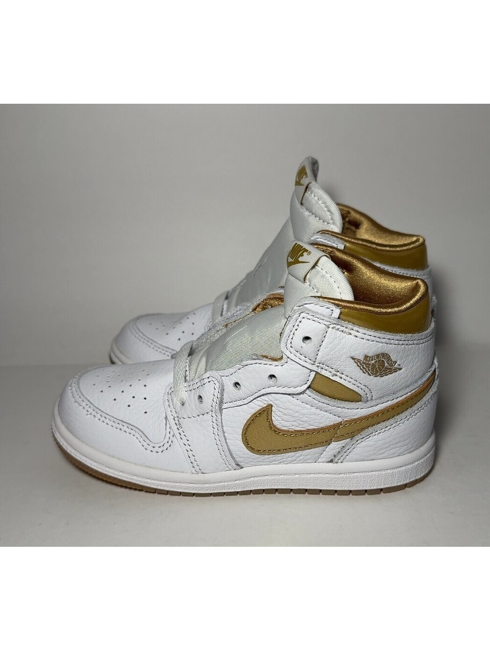 Nike Air Jordan 1 Retro High OG TD Toddler Size 10C White Metallic Gold